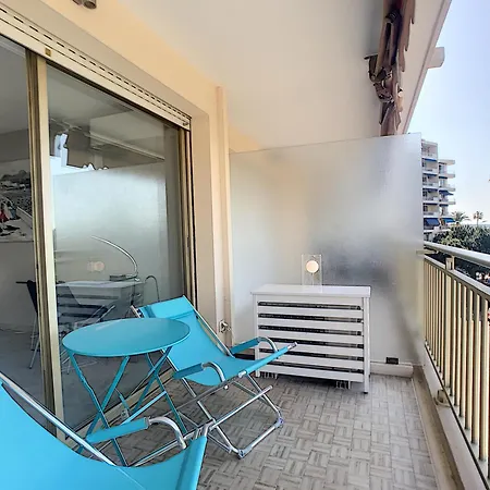 Beau A 2 Pas Des Plages Du Midi 246l Berv カンヌ